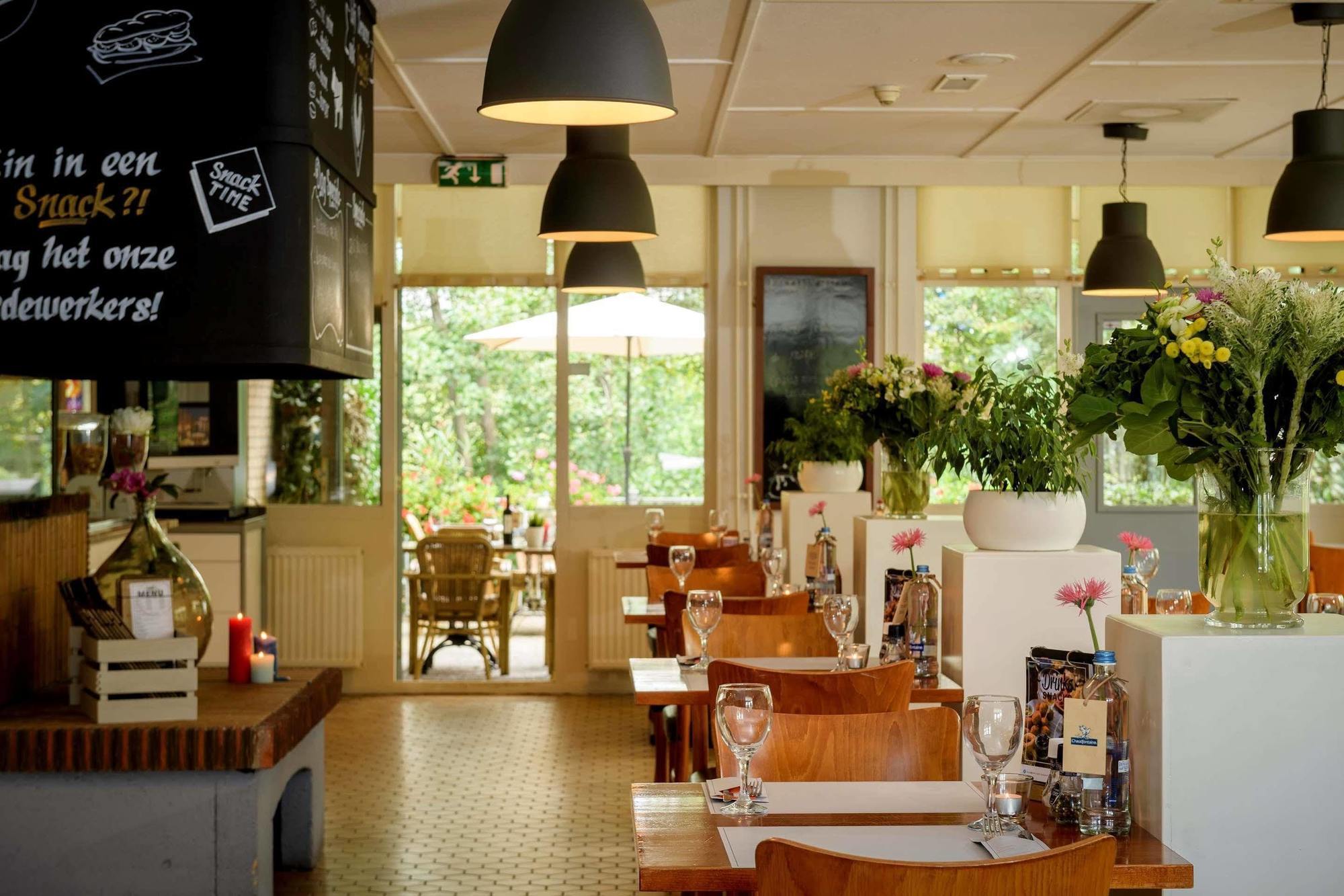 Campanile Hotel & Restaurant Vlaardingen Exterior photo