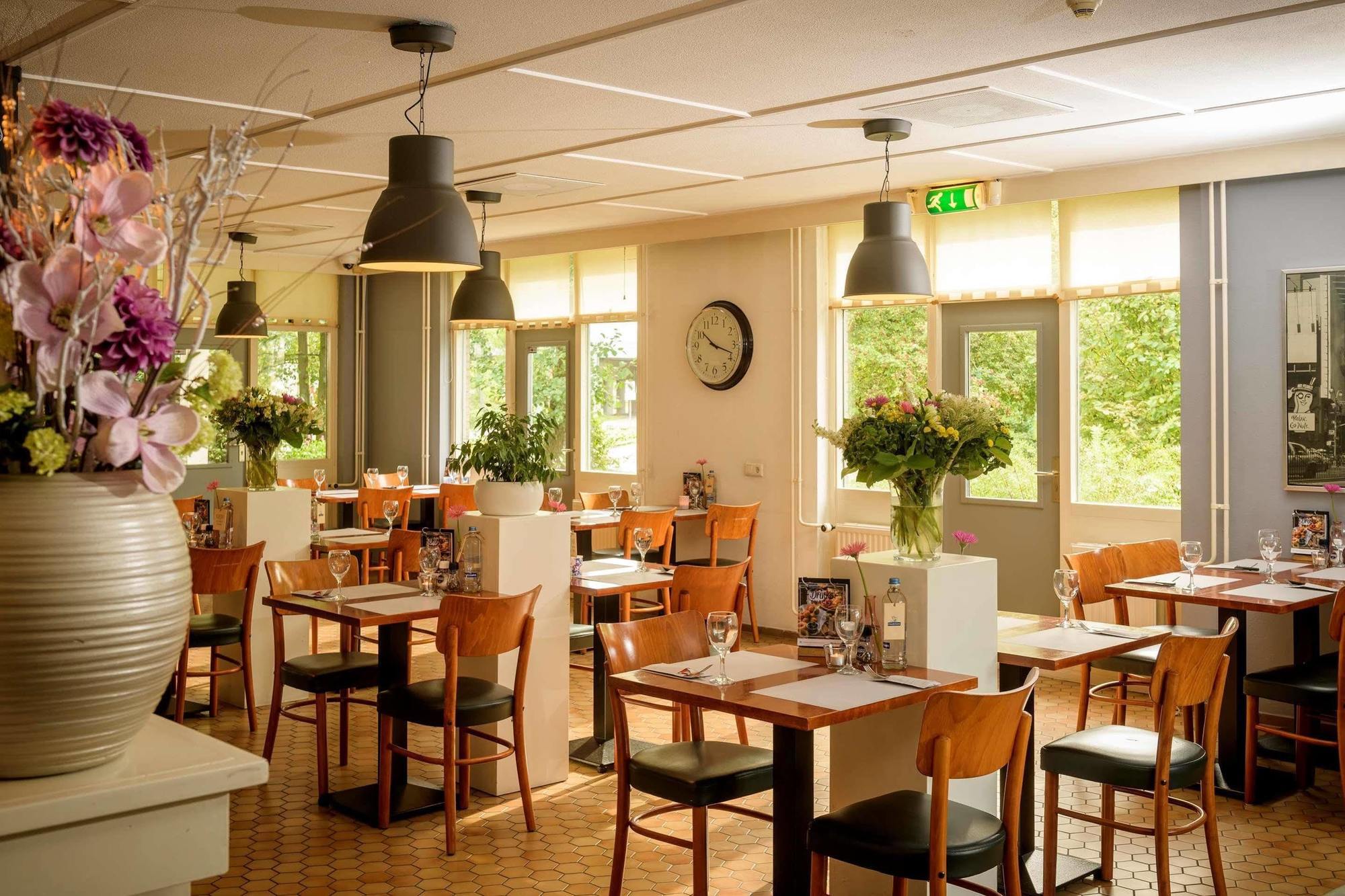 Campanile Hotel & Restaurant Vlaardingen Exterior photo